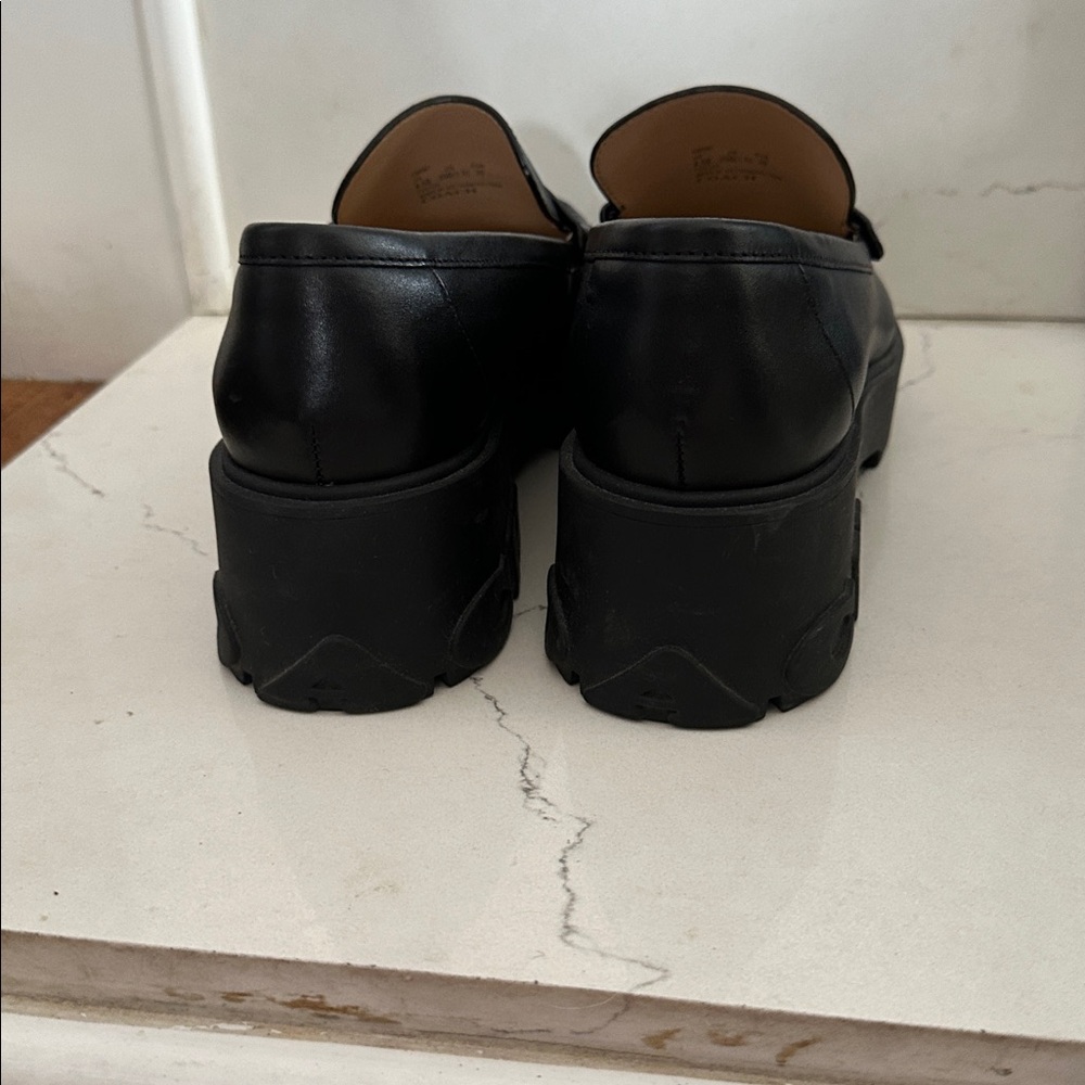 Coach Ruthie Leather Loafer - Black
Size: 8.5 - Picture 4 of 5